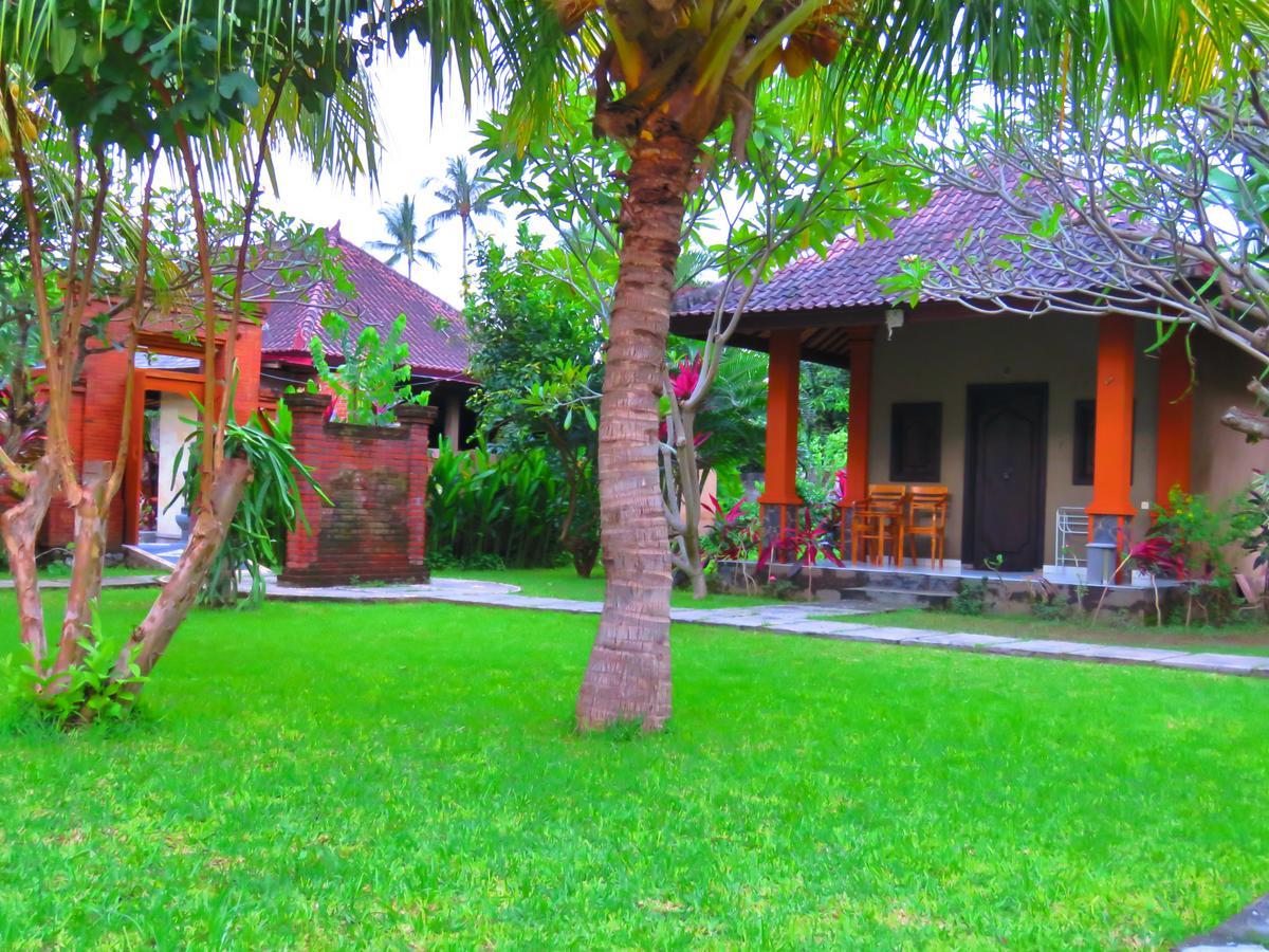 Suka Sari Cottages Pemuteran Buitenkant foto